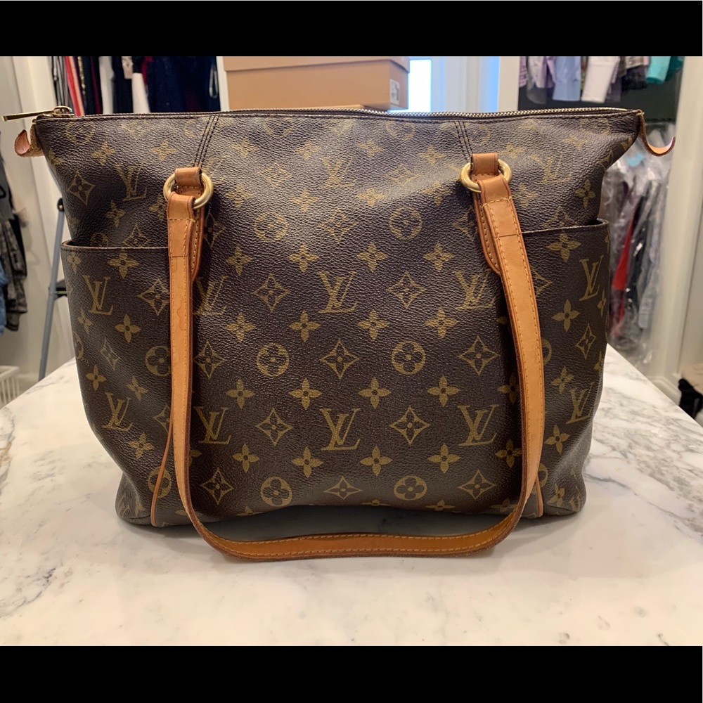 Louis Vuitton Totally PM